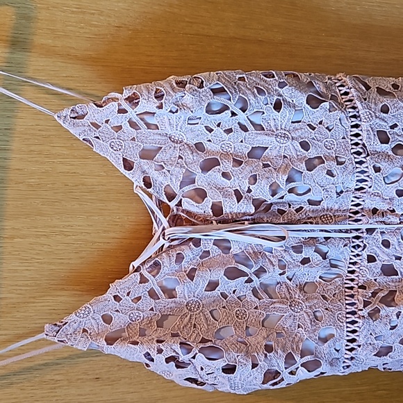 Kendall and Kylie Junior Size Medium romper - Picture 2 of 4